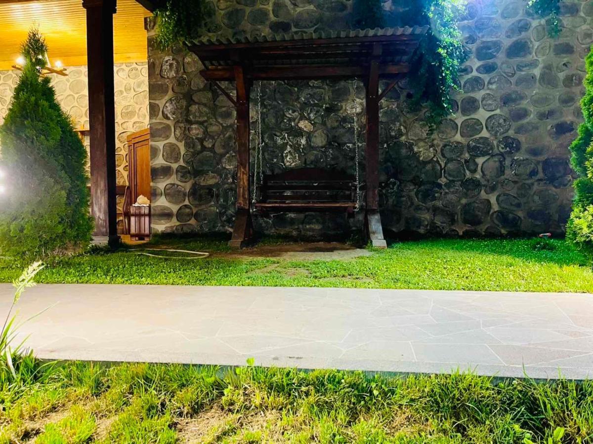 Lara Hotel Goris Luaran gambar
