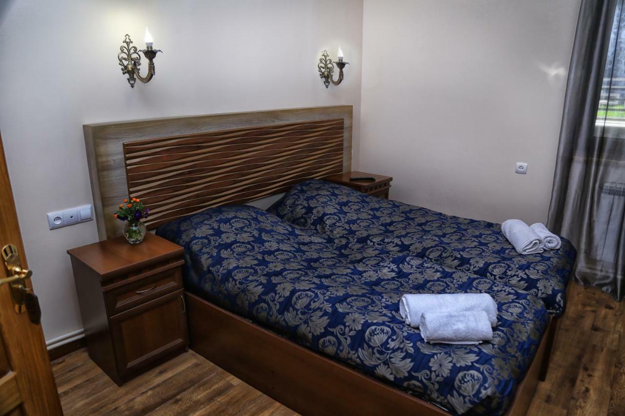 Lara Hotel Goris Luaran gambar